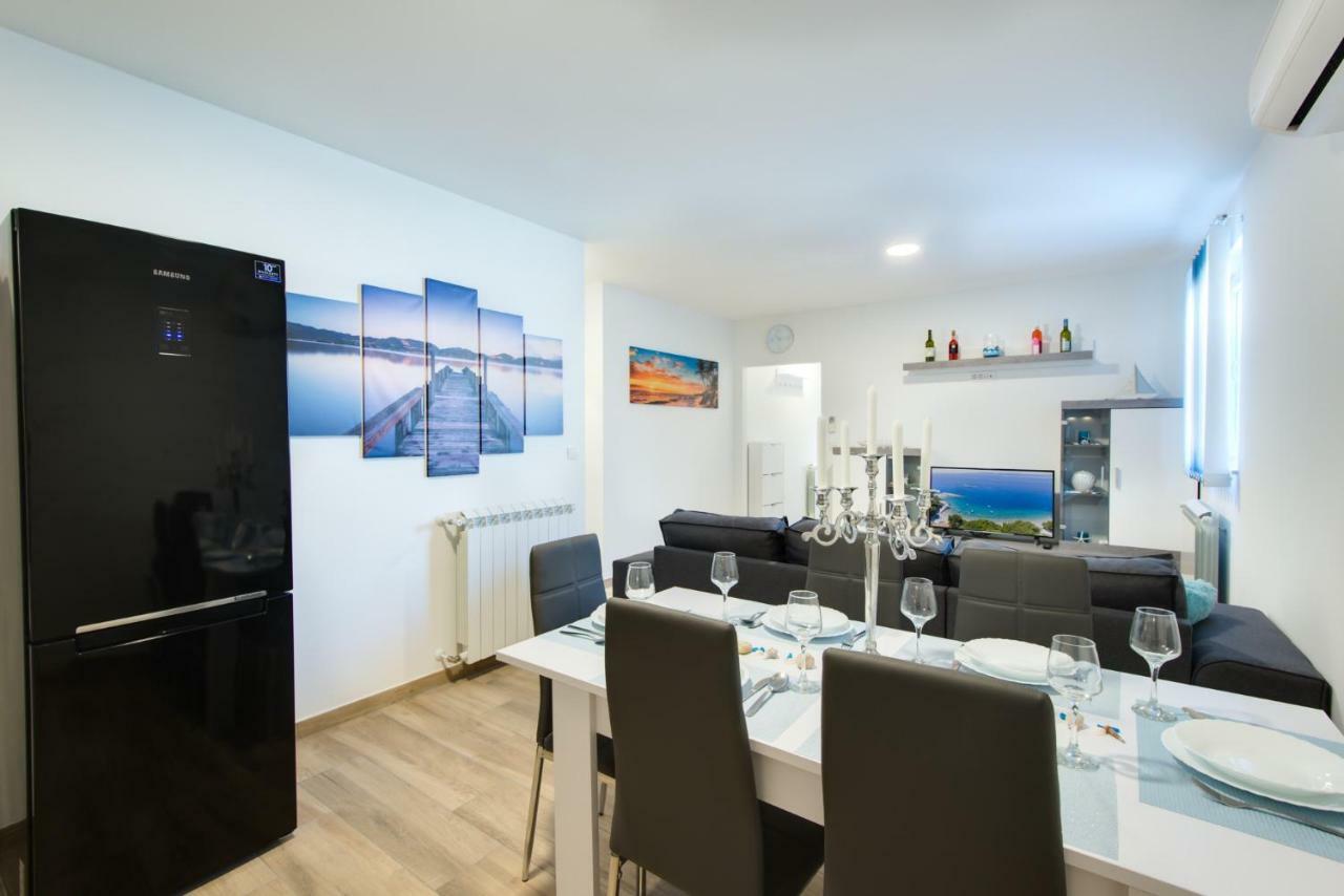 Apartman Tarnik'S Appartement Viskovo Buitenkant foto